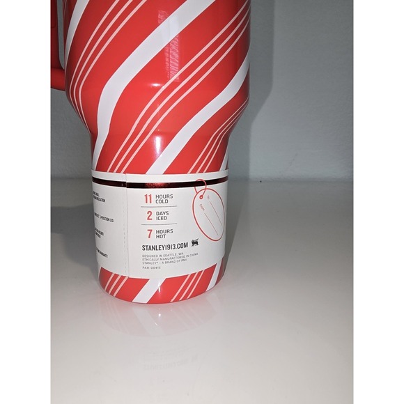 Stanley 40oz S H2.0 FlowState Quencher Tumbler Candy Cane Twist W/ Keychain - Picture 4 of 13